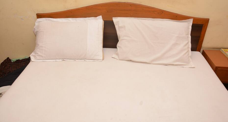 Hotel Sri Krishna, Vadodara 5